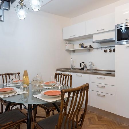 Old Bridge: Historical And Chic Apartment Florencie Exteriér fotografie