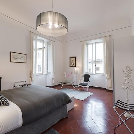 Old Bridge: Historical And Chic Apartment Florencie Exteriér fotografie